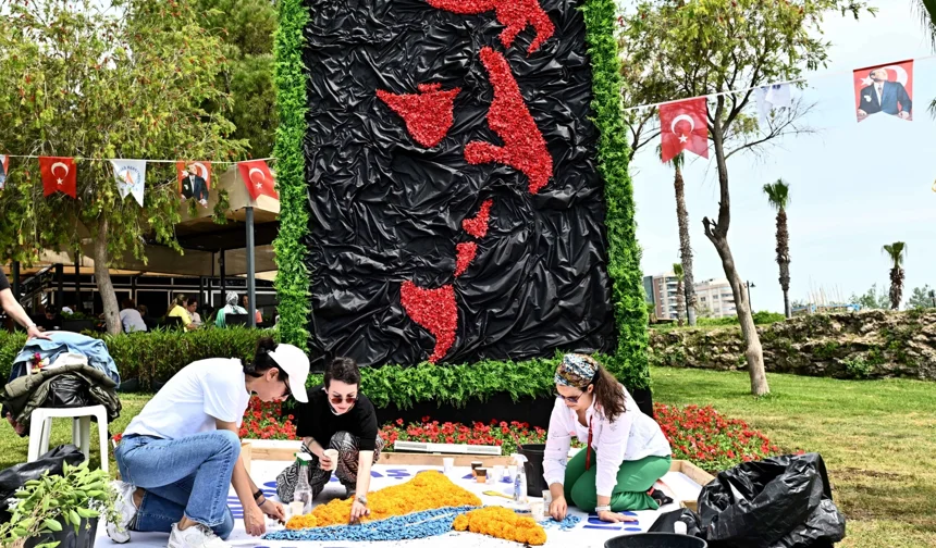 Antalya'da 130 bin çiçekle görsel şov