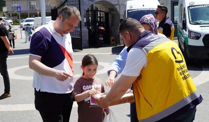 Balıkesir Büyükşehir bayramda da vatandaşın yanında