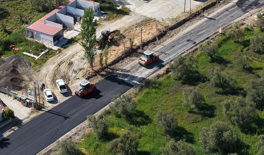 Balıkesir'de Karaağaç-Artur Yolu yaz sezonuna hazırlanıyor