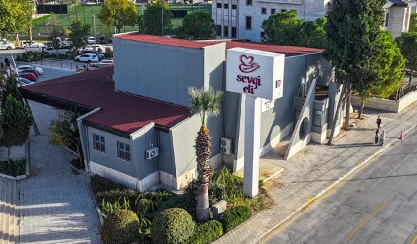 Denizli'de sevgi eli 12 bin hayata dokundu