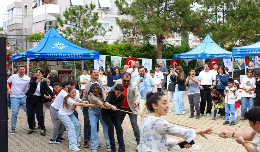 Karabağlar'da gençler sınav öncesi moral buldu