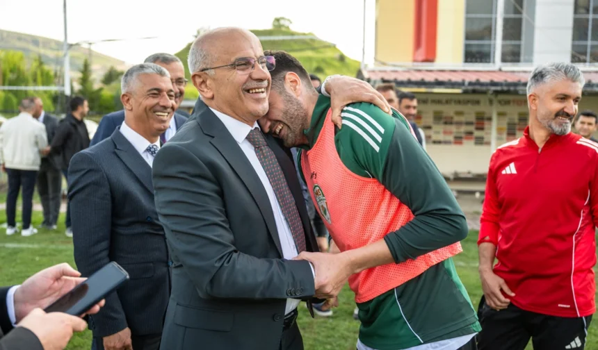 Malatya futboluna Başkan Er'den moral desteği