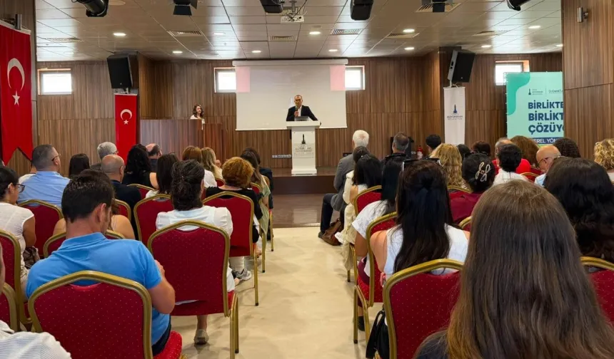 İzmir'in evde bakım modeli masaya yatırıldı