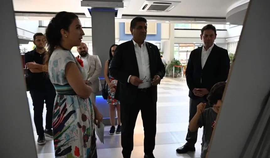 Manisa'da plastik atıklar sanata dönüştü
