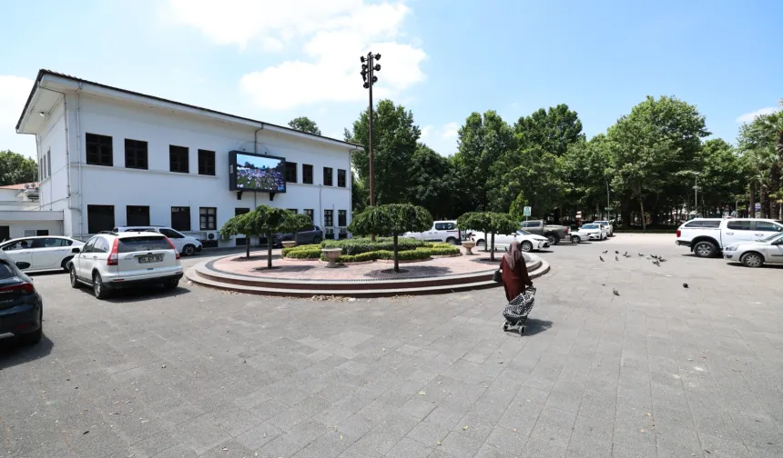 Sakarya Ay Yıldız için bu meydanda tek yürek olacak