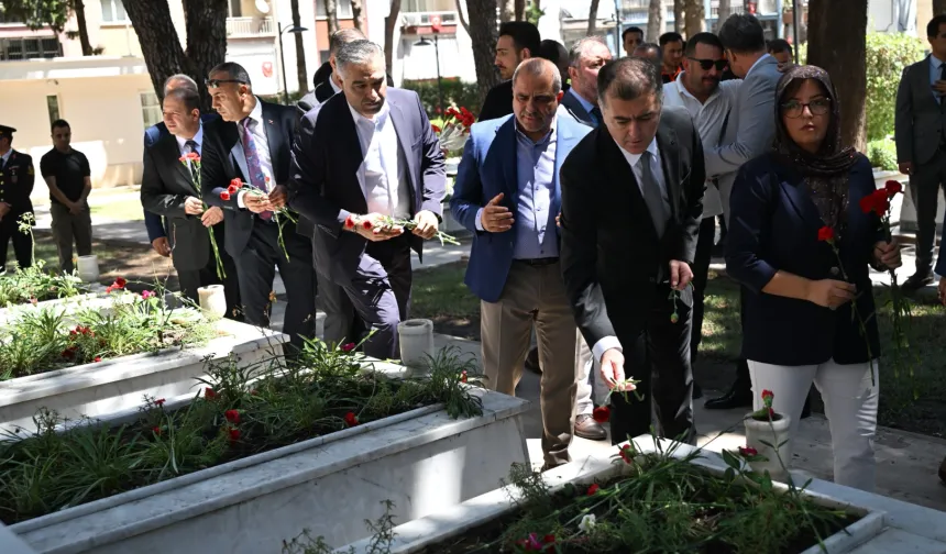 Manisa şehitleri unutmadı