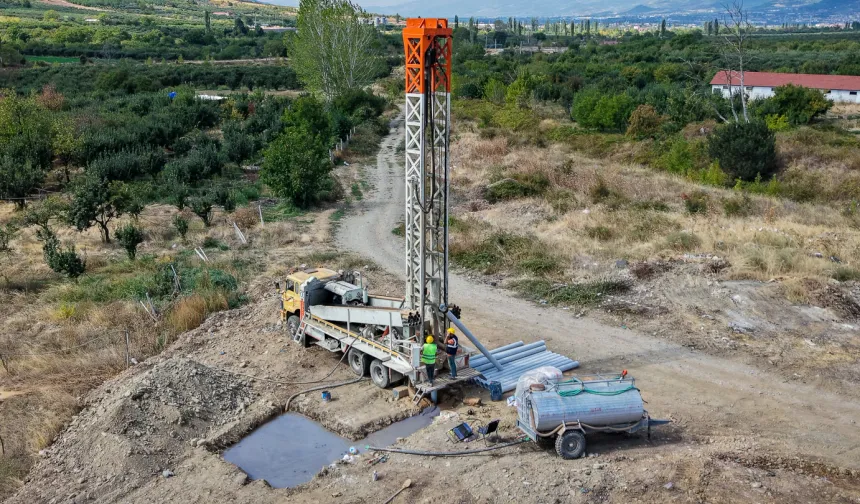 Sakarya'da SASKİ, Alifuatpaşa'da kesintisiz su için çalışıyor