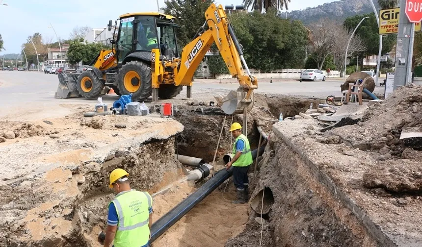 Antalya Kemer'in kanalizasyon altyapısı yenileniyor