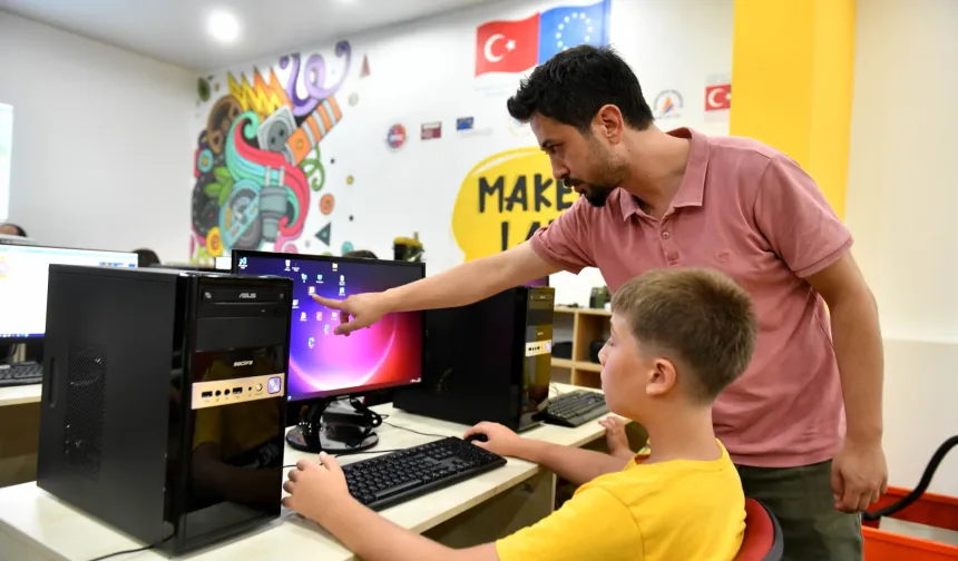 Antalya Muratpaşa'da robotik kodlama kursuna başvurular başladı