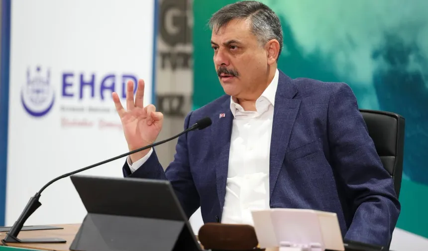 Bakan Çiftçi, hafızlarla 'İhyâ ve İnşâ Kampı' kapanışında buluştu