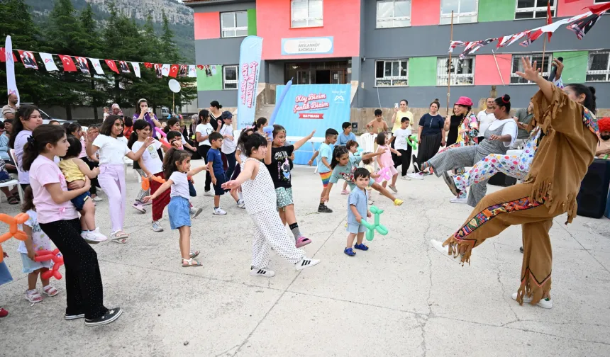 Mersin'de 'Köy Bizim Şenlik Bizim' etkinlikleri çocuklarla buluşuyor