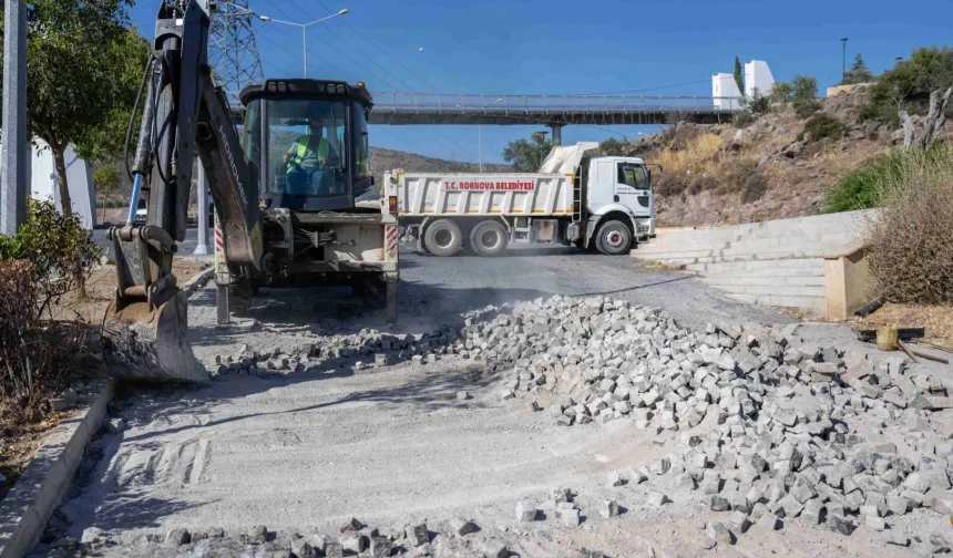 Bornova Belediyesi'nden yıldırım müdahale