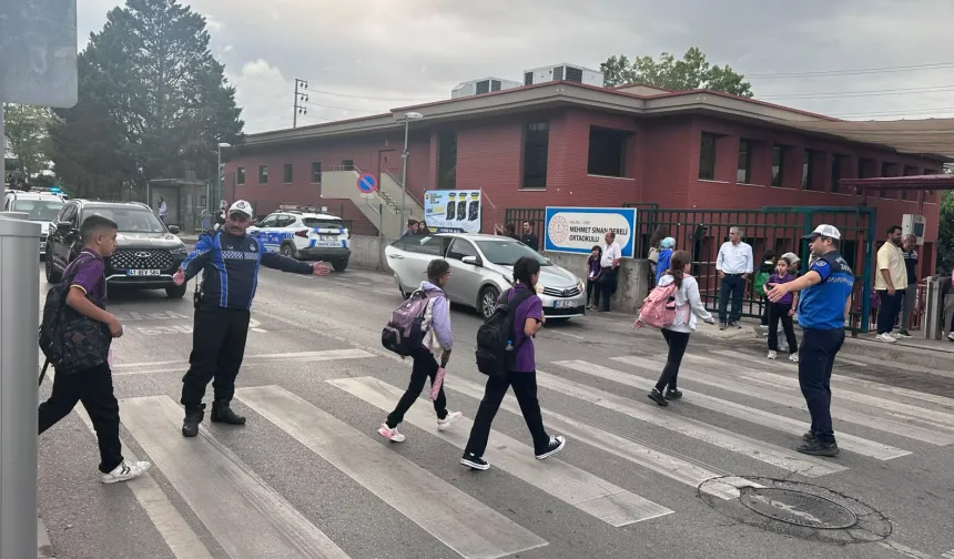 Kocaeli'de ders ziliyle birlikte zabıta tedbiri sıklaştırdı