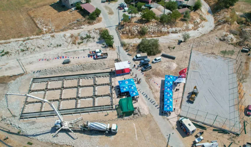 Milas'ta Bahçeburun Mahallesi'ne çok amaçlı sosyal alan geliyor