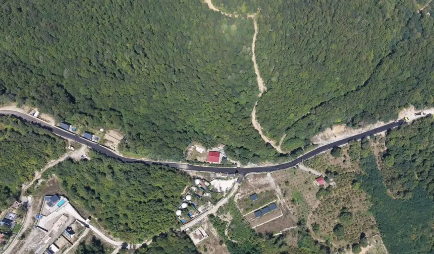 Sakara Sapanca'da Büyükşehir'den seri asfalt çalışmaları