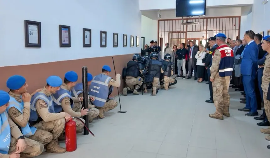 Çanakkale'de 48 kursiyere Ceza İnfaz Koruma eğitimi