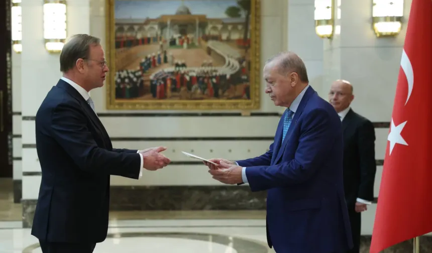 Cumhurbaşkanı Erdoğan, 5 ülkenin Büyükelçisini kabul etti