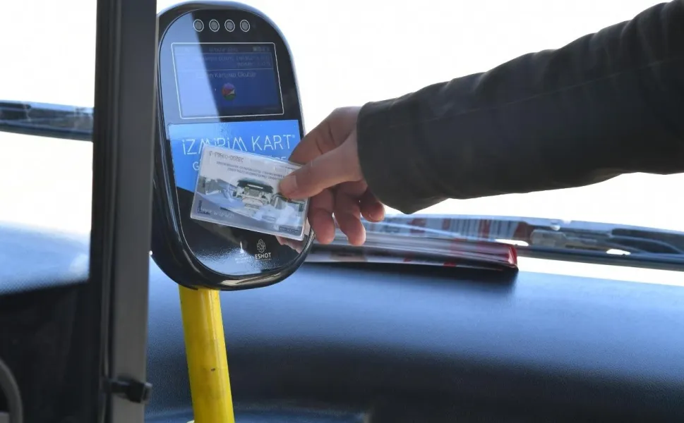 İzmir'de ulaşımda tek bilet, büyük tasarruf