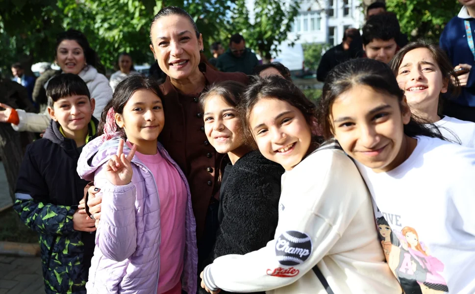 Efes Selçuk'ta çocuklar 23 Nisan şenliğinde buluşacak