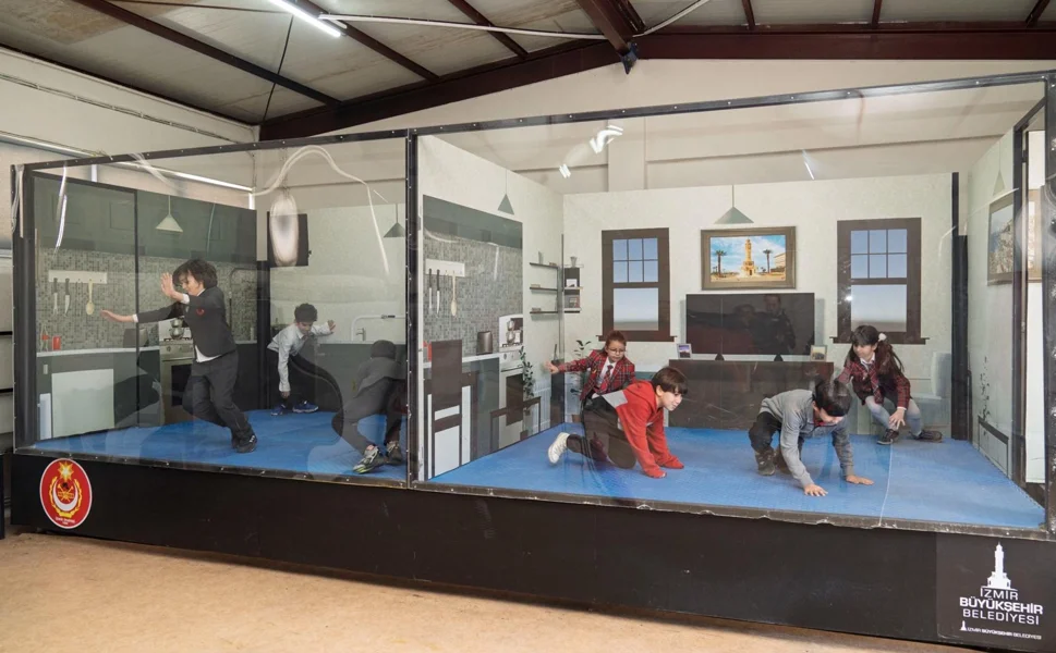 İzmir'de afet bilinci sanal gerçeklikle güçleniyor