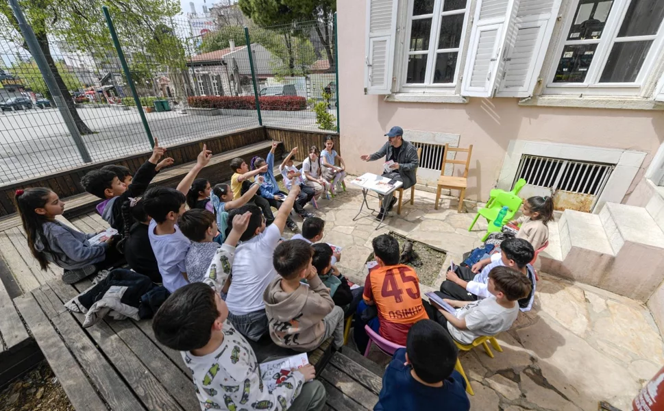 İzmir'de çocuklara özel kütüphane