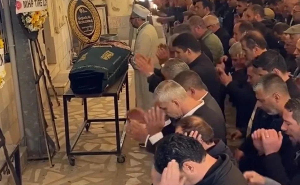 İzmir'de genç üniversiteliye son görev