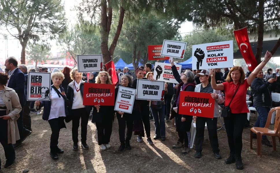 İzmir'de Meslek Fabrikası'nın her yerinde çalışanlarının emeği var
