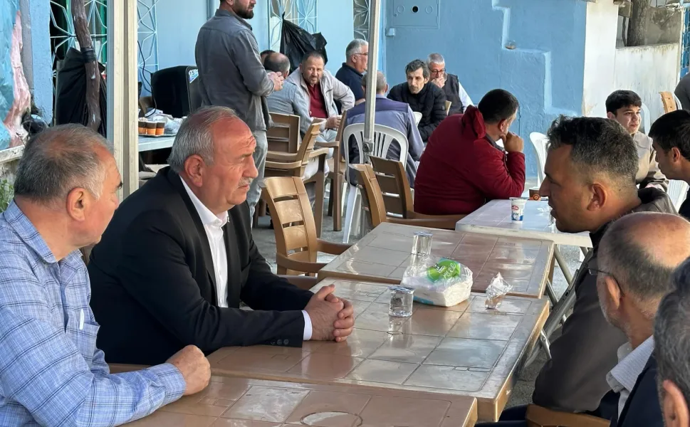 AK Partili Uzun'dan Karabağlar'a hizmet eleştirisi