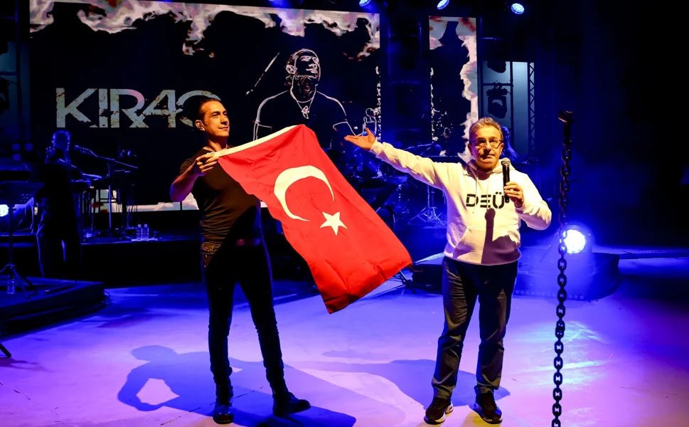 DEÜFest'e 15 bin katılımlı coşku