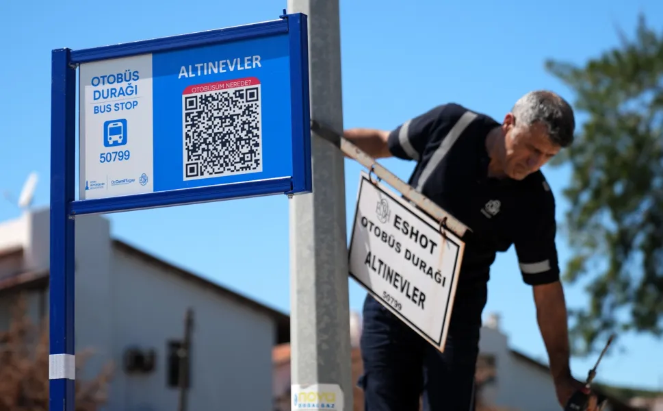 İzmir ESHOT durakları QR kodlu oluyor