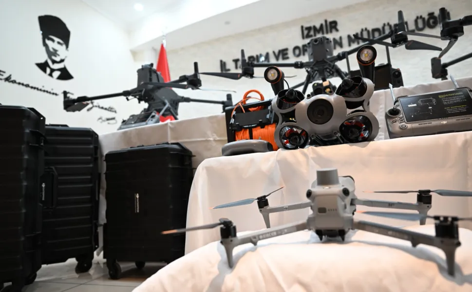 İzmir'de su ürünleri denetimlerinde dijital dönem... İlk drone operasyonunda kaçak avcılık yakalandı
