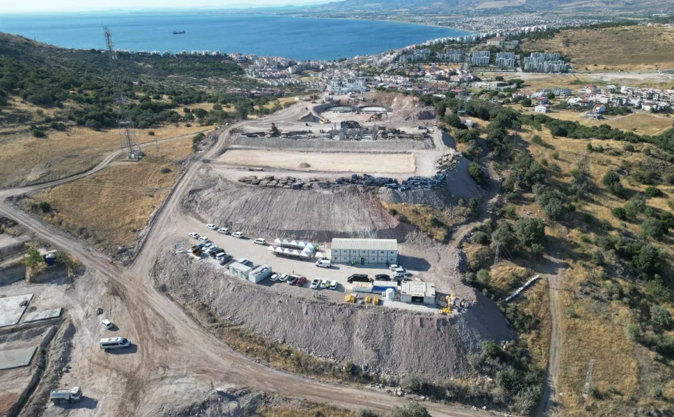 İzmir'in 3. büyük ileri biyolojik arıtma tesisi yükseliyor