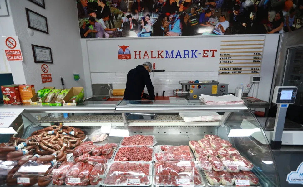 Efes Selçuk'ta Halk Mark-Et halkın yanında