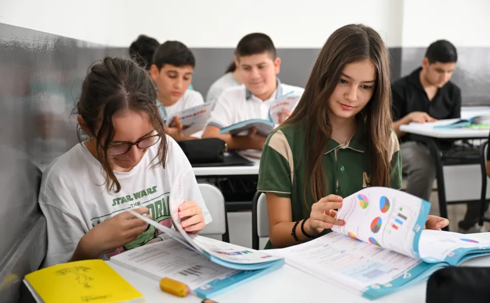 İzmir Bornova'da eğitim yatırımlarına bir yenisi daha eklendi