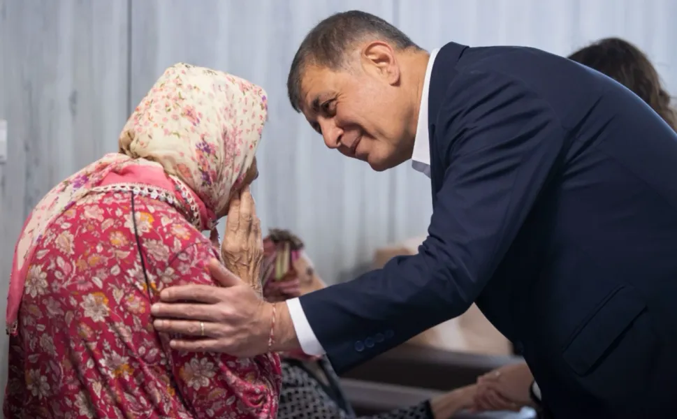 İzmir'de emeklilere 8 bin lira destek