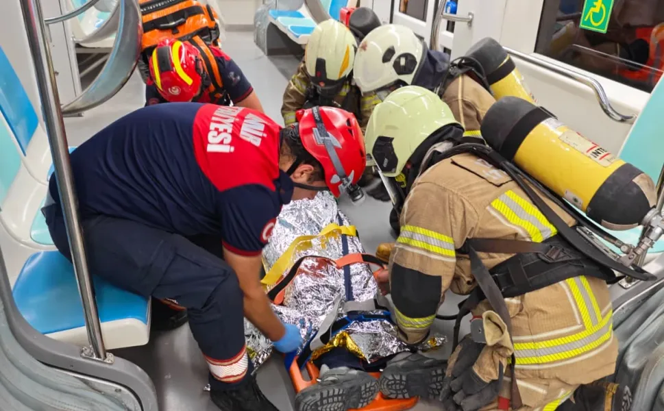 İzmir'de Konak Tramvayı'nda acil durum tatbikatı