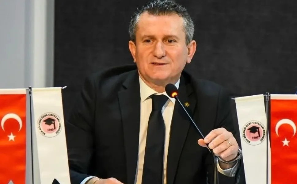 İzmir'de özel okullarda zorlu kayıt dönemi! Teşvikler kalktı, veli devlet okuluna yöneldi