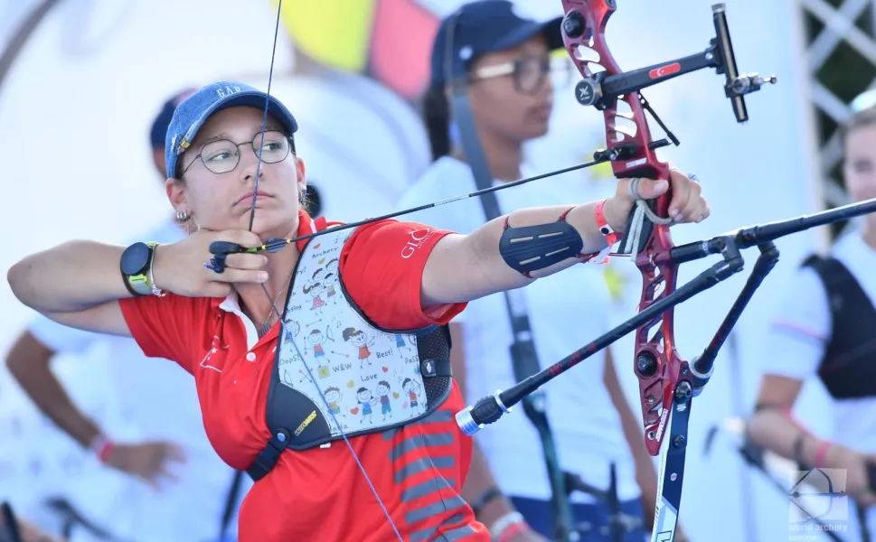 İzmir'in milli sporcuları Akdeniz Oyunları'nda madalya peşinde