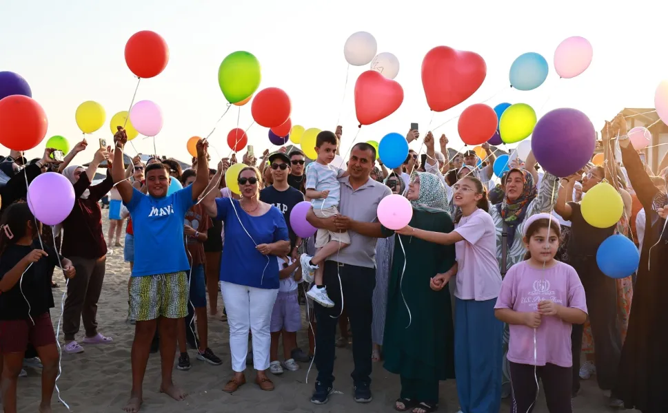 Umut balonları gökyüzüne Göktuğ için bırakıldı