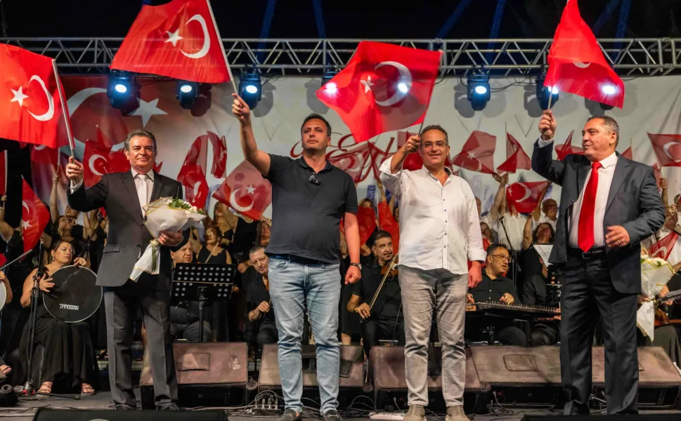 İzmir Bornova'da 9 Eylül coşkusu