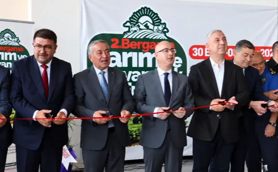 2. Bergama Tarım ve Hayvancılık Fuarı törenle açıldı