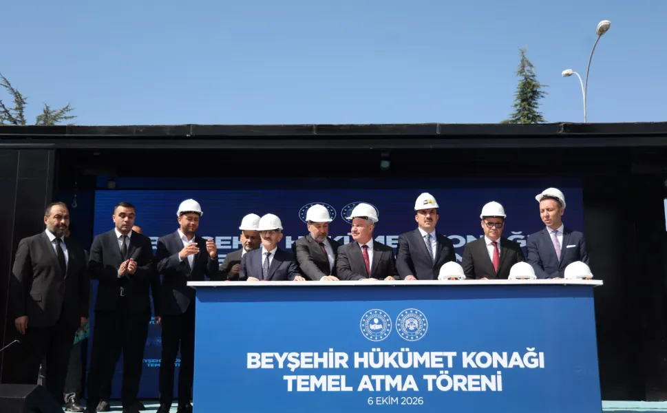 Beyşehir Hükümet Konağı'na temel, Yakamanastır Kır Evleri'ne açılış