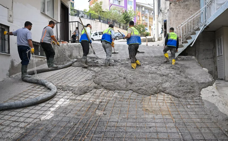 Bornova'da bir yol sorunu daha çözüldü