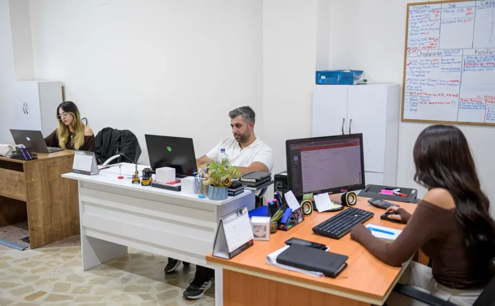 İş'te İzmir'e üye oldular, aynı firmada işe başladılar