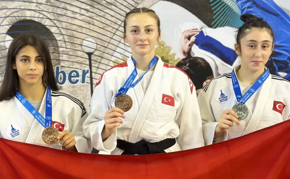 İzmirli judoculardan Balkan Şampiyonası'nda üç madalya