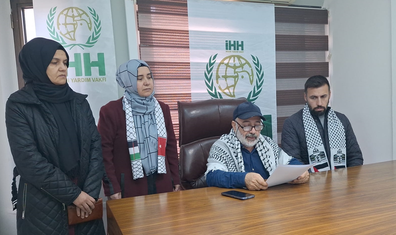 İhh Basin Toplantisi01