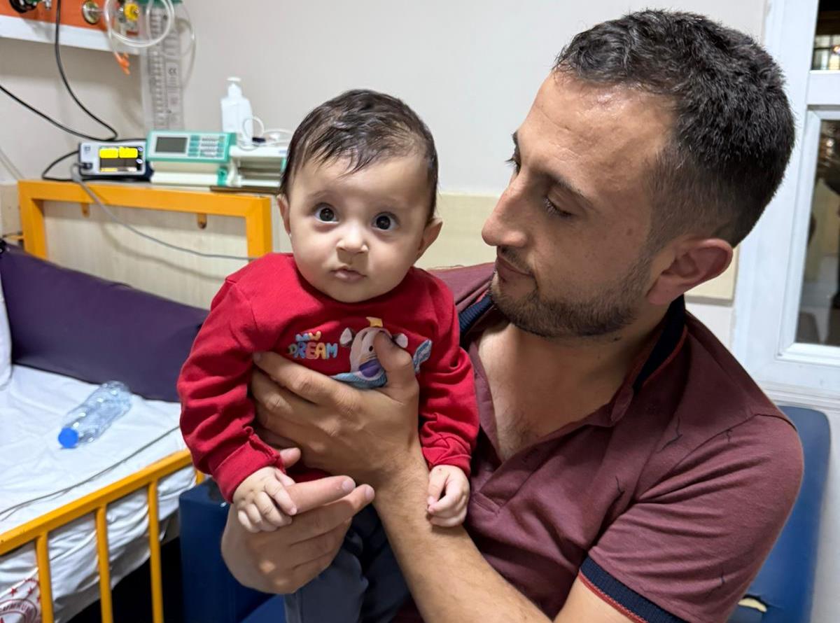 İzmi̇rden Ağriya Sağlik Köprüsü (2)