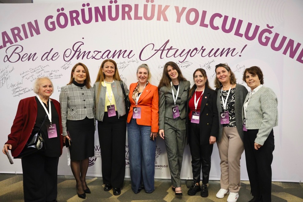 Uluslararası Çeşme Kadın Liderler Zirvesi Başladıuluslararası Çeşme Kadın Liderler Zirvesi Başladıphoto 2025 10 24 11 20 45