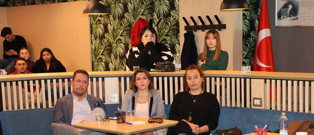 1764141548 I M G 1081