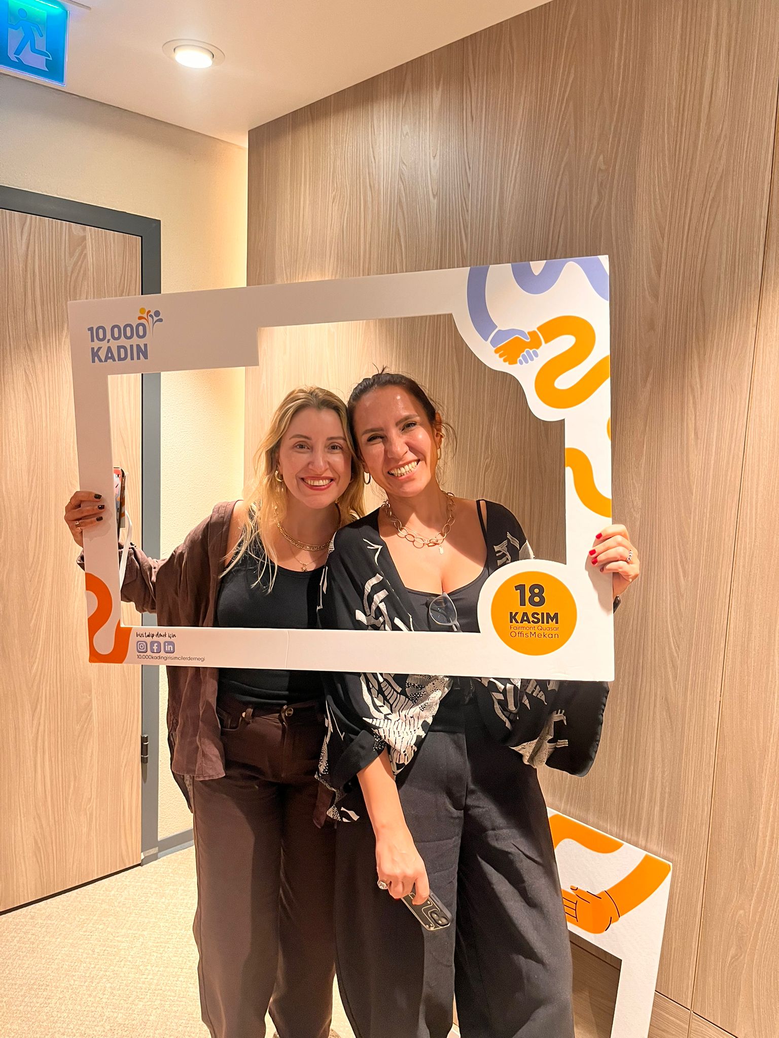 Etkinlikkk. 161149072